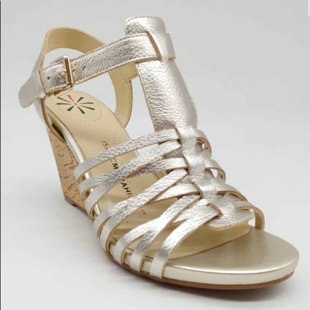 Isaac Mizrahi Leather Wedge Sandals Pale Gold size 9
